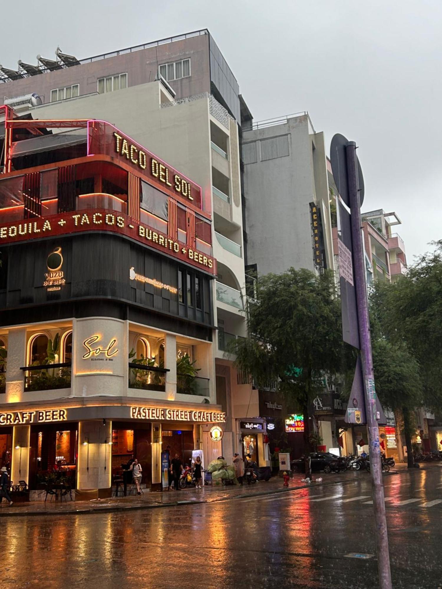 Ben Thanh Luxury Suite Hotel & Spa Cidade de Ho Chi Minh Exterior foto